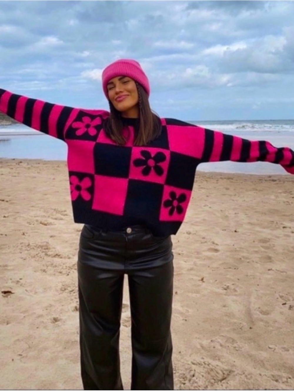 Zara Black & Hot Pink Floral Checker Knit Sweater